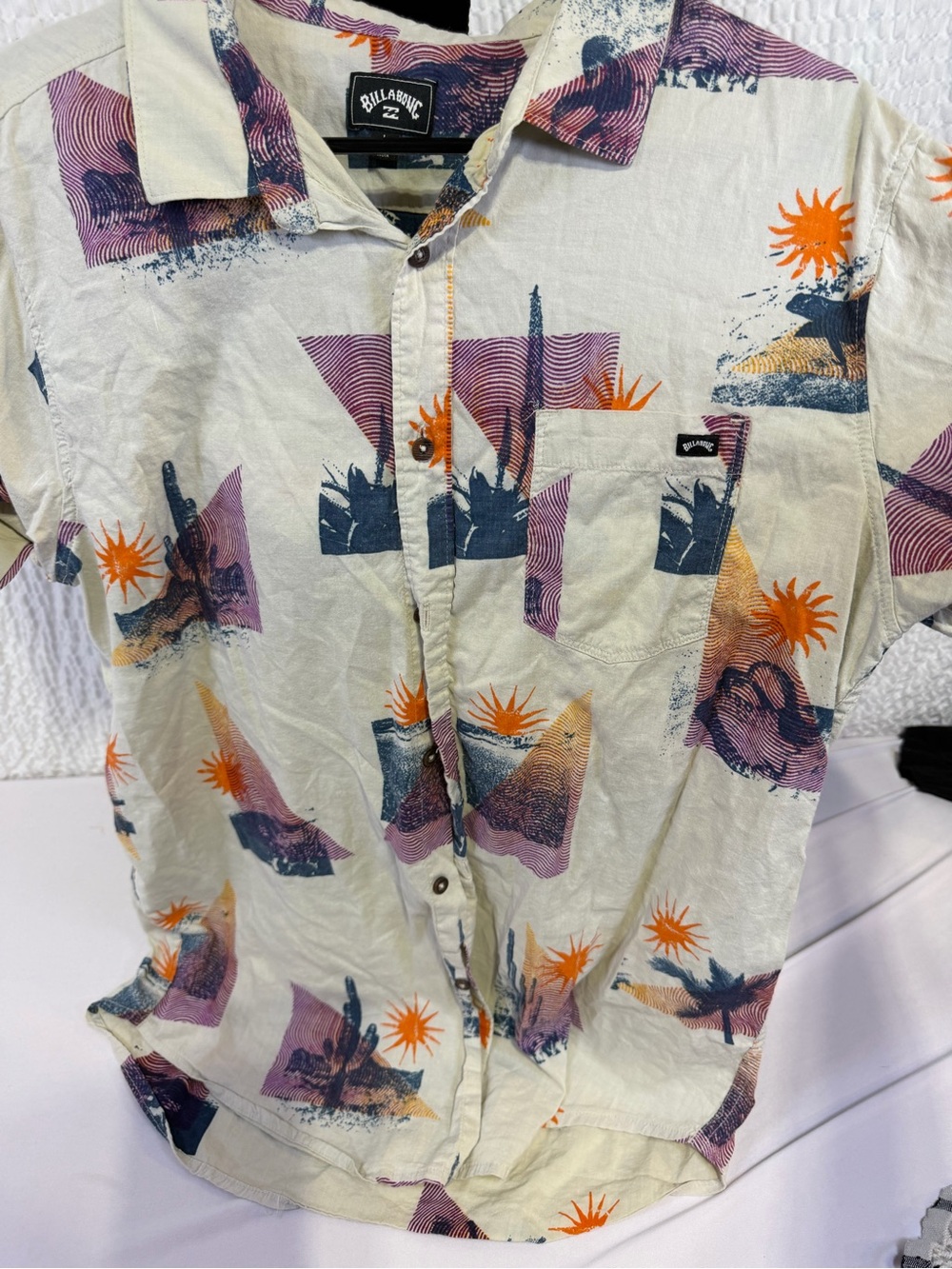 Billabong Cream Short-Sleeve Button-Up Shirt with Orange and Navy Print